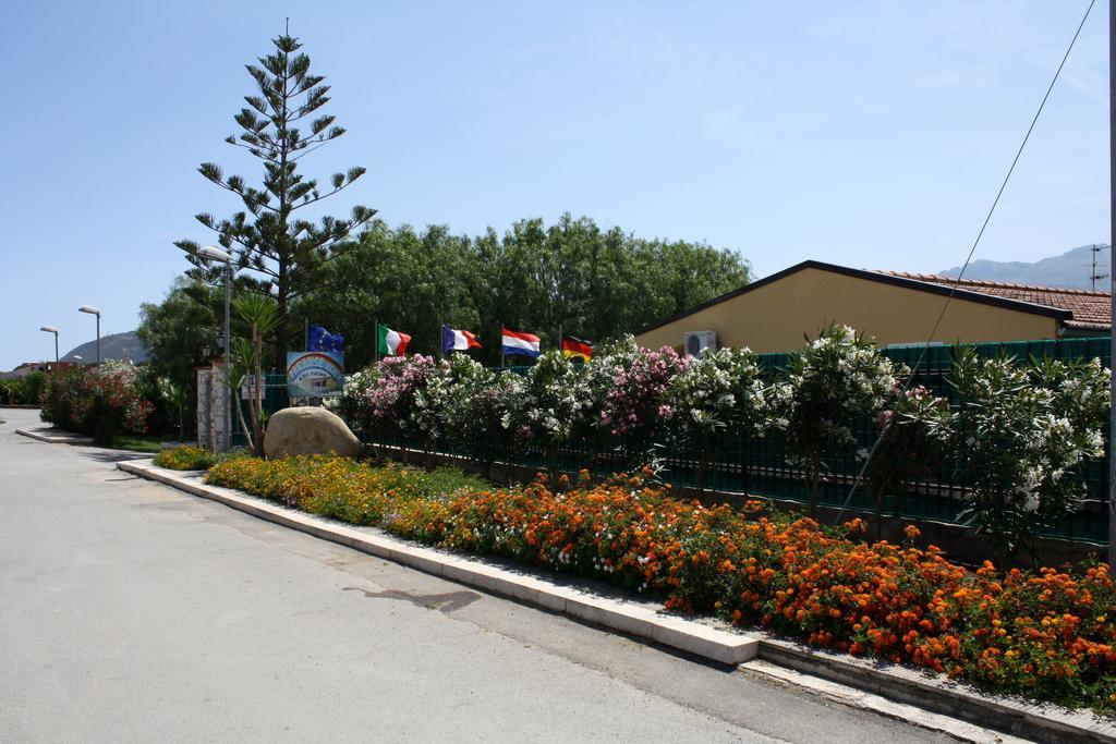 Case Vacanze Paradise Beach Vicino Cefalu Piscina Aperta Campofelice Di Roccella Zewnętrze zdjęcie