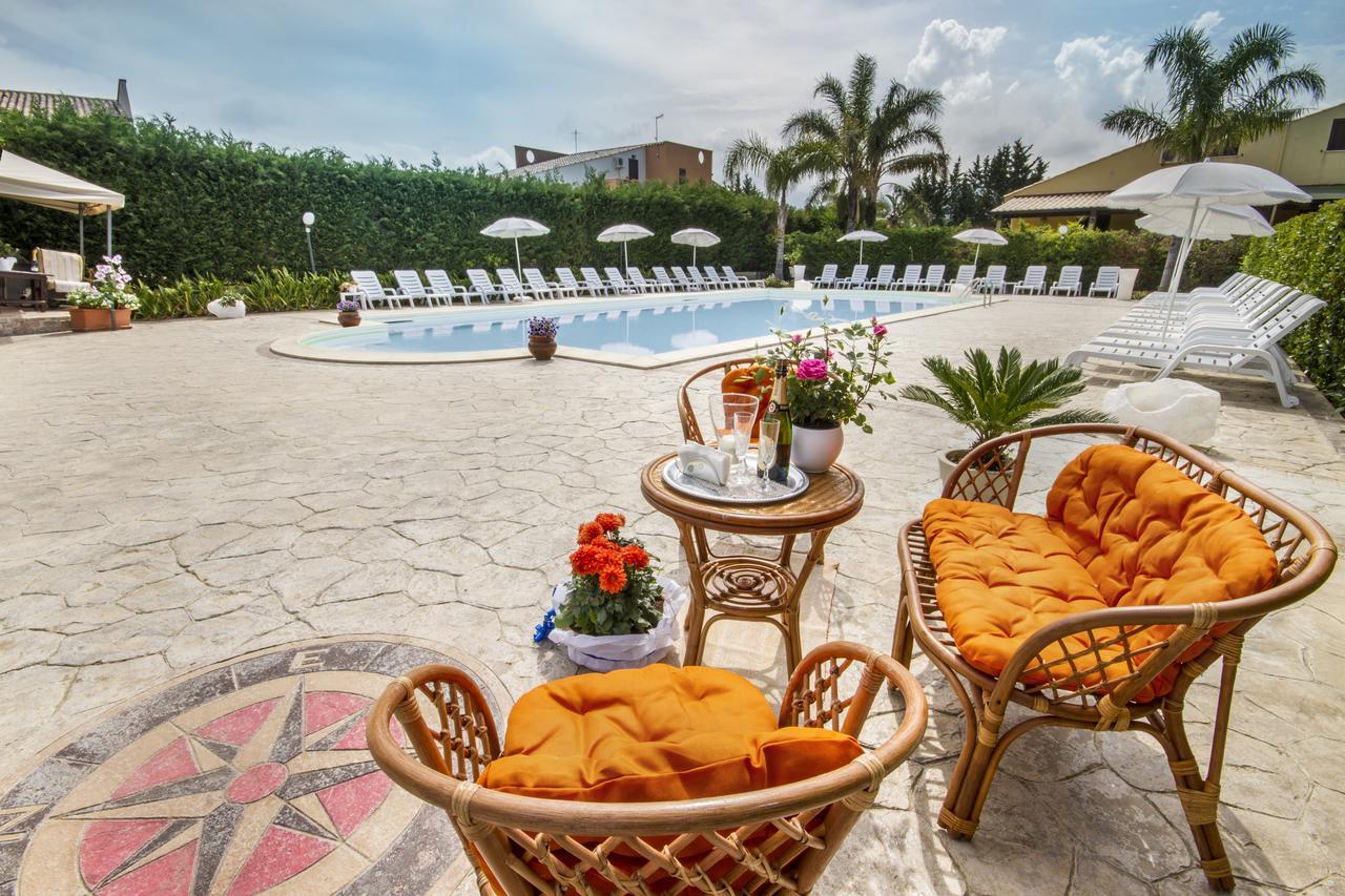 Case Vacanze Paradise Beach Vicino Cefalu Piscina Aperta Campofelice Di Roccella Zewnętrze zdjęcie